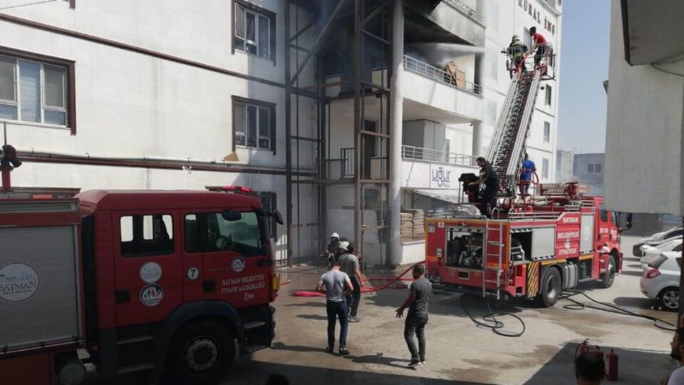 Batman'da tekstil atölyesinde yangın