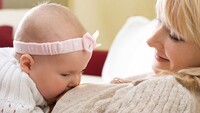 Anne sütünün azlığı neden olur?