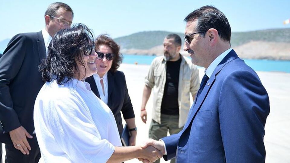 Bakan Dönmez, Akkuyu Nükleer Güç Santrali'ni inceledi