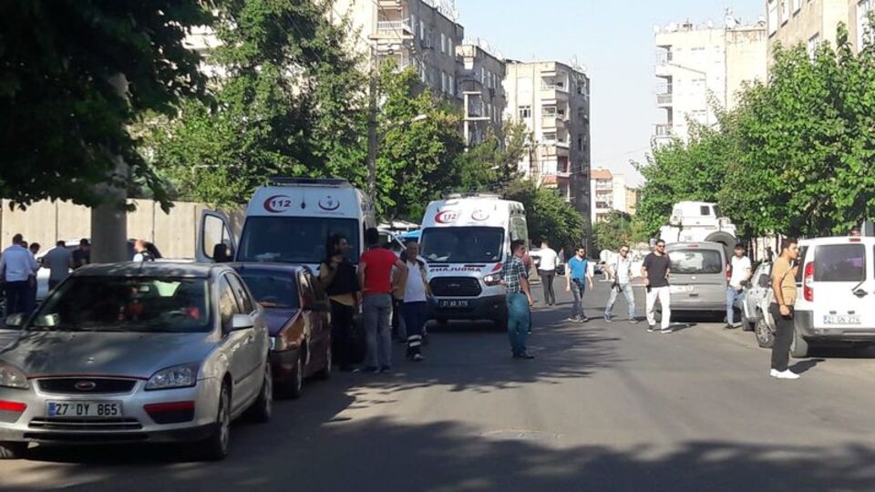 Diyarbakır'da saldırı: 4 yaralı