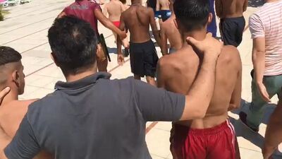 O çete havuz başında yakalandı