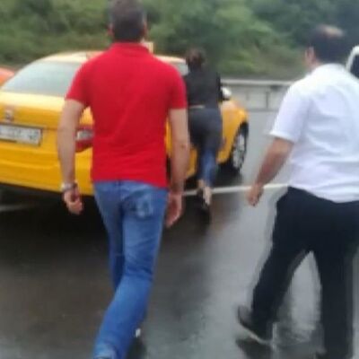 Sevgilisiyle tartışıp aracıyla sürükledi