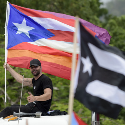 Porto Riko valisi protestolara dayanamadı