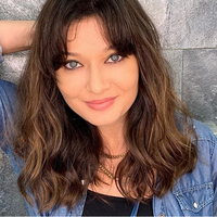 Nurgül'ün ayakları olay oldu