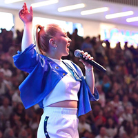 Balıkesir'de Ece Seçkin rüzgarı