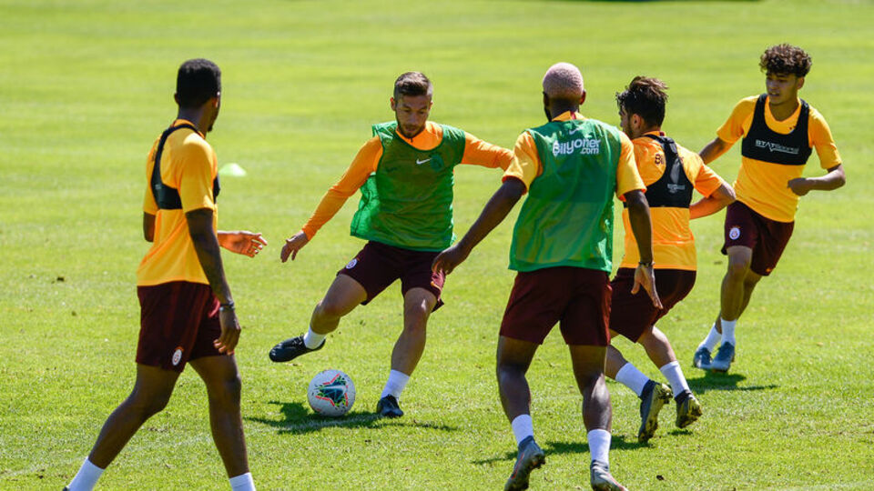 Galatasaray Augsburg maçı hangi kanalda?