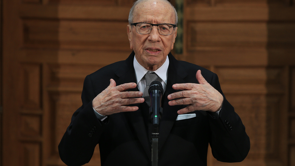 Tunus Cumhurbaşkanı hayatını kaybetti!