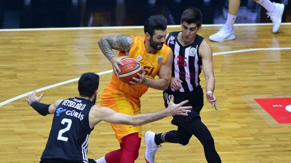 Göksenin Köksal ile 2 yıl daha devam