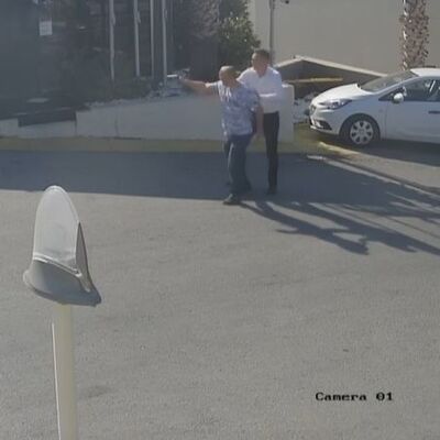 Toplantı salonunu bastı, otel yönetimine kurşun yağdırdı