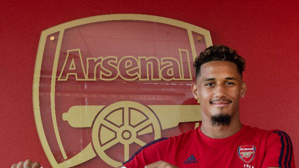 Arsenal'e 18 yaşında takviye