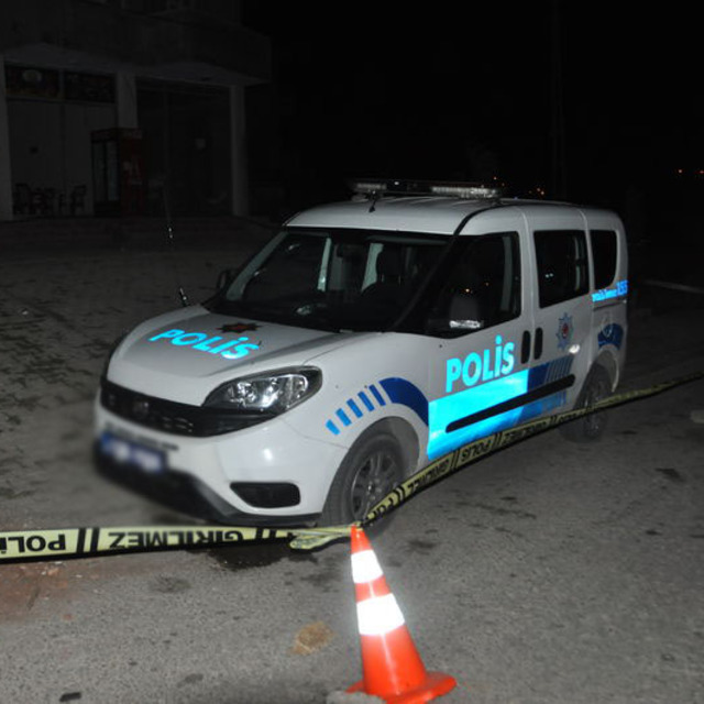 Adıyaman'da polis aracına silahlı saldırı