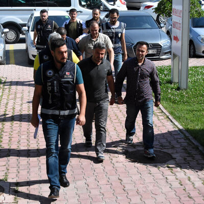 Yakalanmamak için telsiz dinlediler!