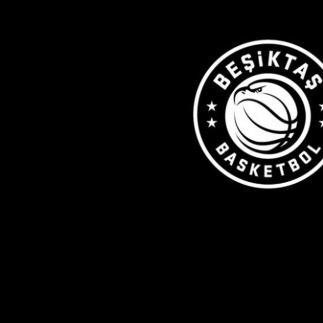 Beşiktaş Sompo Japan'da 3 imza