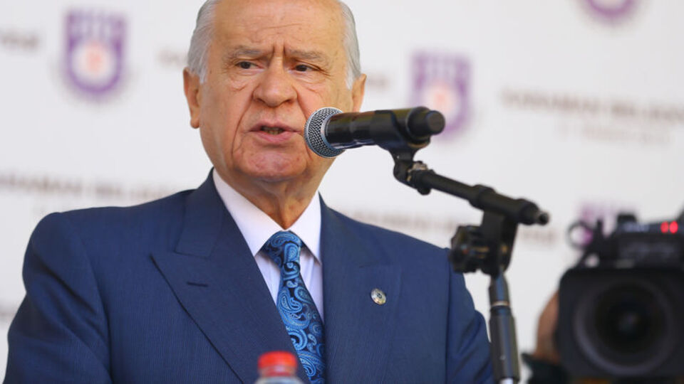 "Güvenli bölge ya kurulmalı ya da Fırat'ın doğusu ateşe verilmeli"