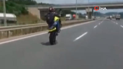 Jandarma trafik timlerini böyle geçti!