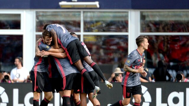 Benfica Milan'ı devirdi