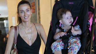 Anne-kız alışverişte