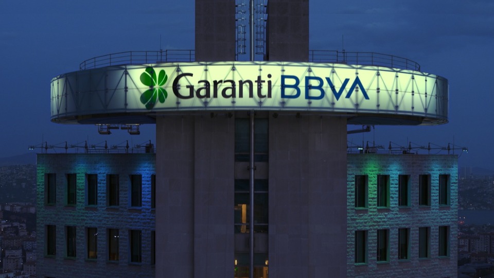 Garanti BBVA'dan 3.7 milyar TL net kâr