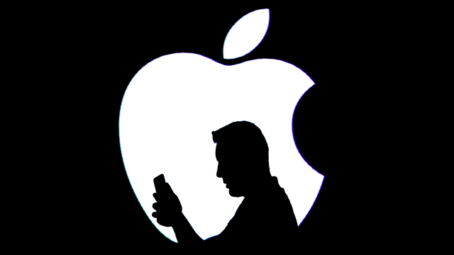 Apple bir ilki yaşadı!