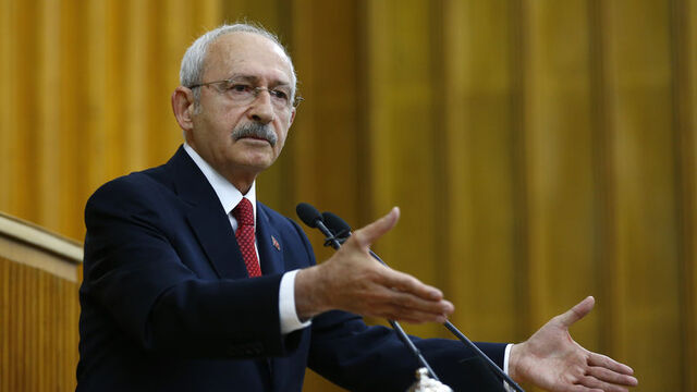 CHP, Siyasi Etik Yasası'nı Meclis'e sundu