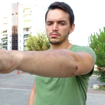 "Eşime alacağım" dedi, öğretmene dehşeti yaşattı