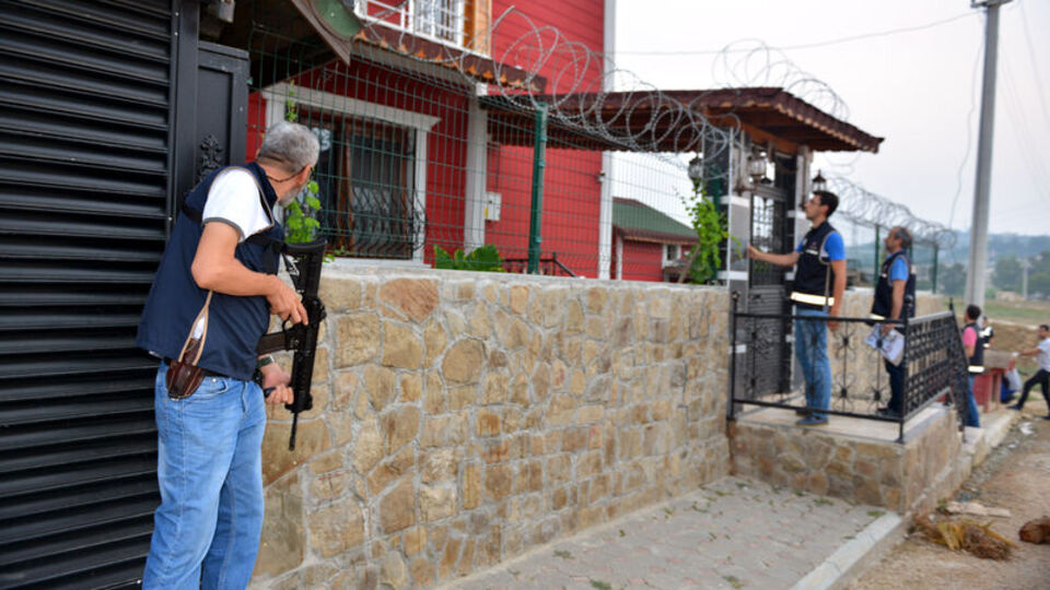 Tuzaklı villaya operasyon içinde operasyon!