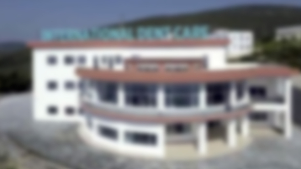 Hasta gibi gitti, hizmet verilmediğini görünce...