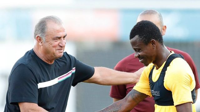 Galatasaray'ın yeni transferi idmanda!