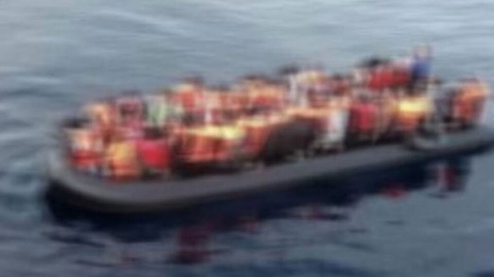 Balıkesir'de 44 kaçak göçmen yakalandı