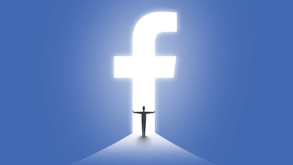 Snowden: Facebook sizi gizlice gözetliyor!