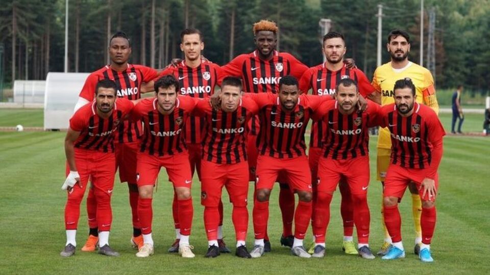 Gazişehir Gaziantep iki golle güldü