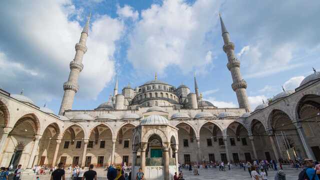 2 Ağustos İstanbul Cuma saati kaçta?