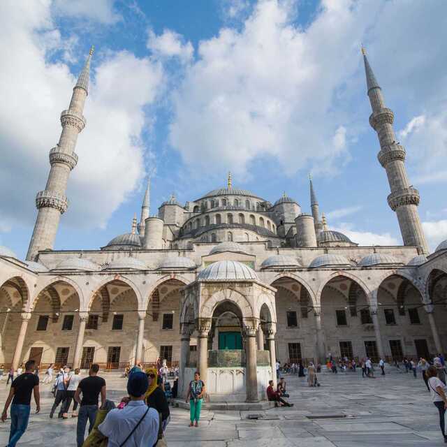 2 Ağustos İstanbul Cuma saati kaçta?