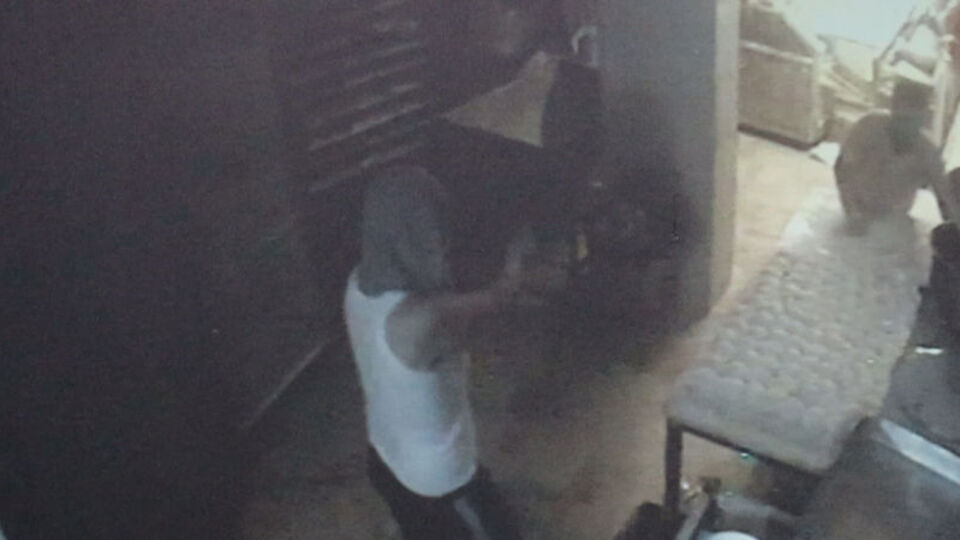 Tuhaf soygun! Ekmek yapmaya devam ettiler