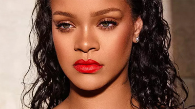 Rihanna'dan Trump'a: Kimse bu şekilde ölmeyi hak etmiyor