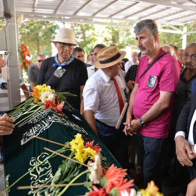"Acısıyla değil kahkahasıyla hatırlayın"