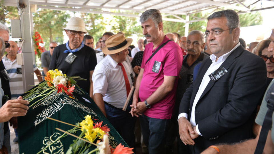 "Acısıyla değil kahkahasıyla hatırlayın"