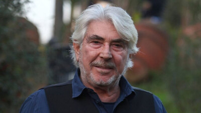 Erdal Özyağcılar kimdir?