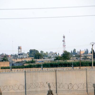 Terör örgütü simgelerini indirdi!