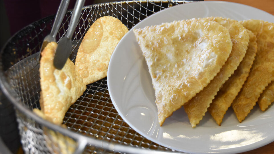 Ne 'çiğbörek' ne de 'çibörek'