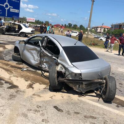 Karşı şerit faciası! Nişanlı çiftin gezisi ölümle bitti