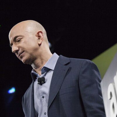 Önce eski karısı sonra Trump vurdu