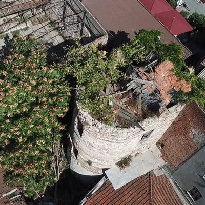 Galata'da tarih başımıza yıkılacak!