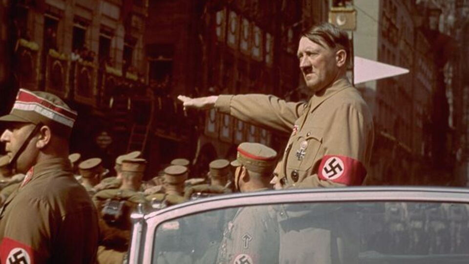 Hitler Yahudi miydi?