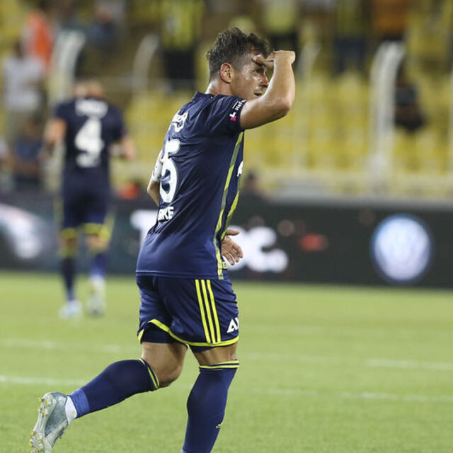 Reyes'e ıslığa Emre müdahalesi!