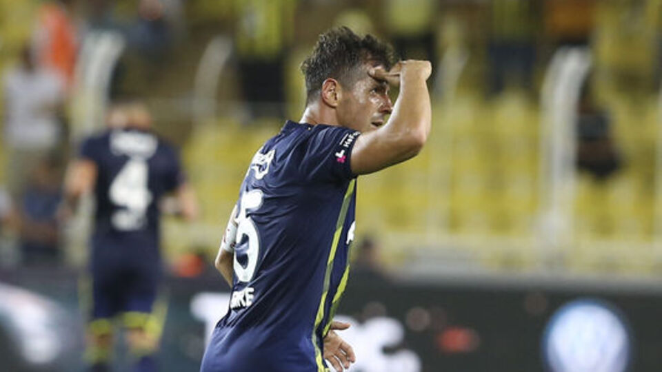 Reyes'e ıslığa Emre müdahalesi!