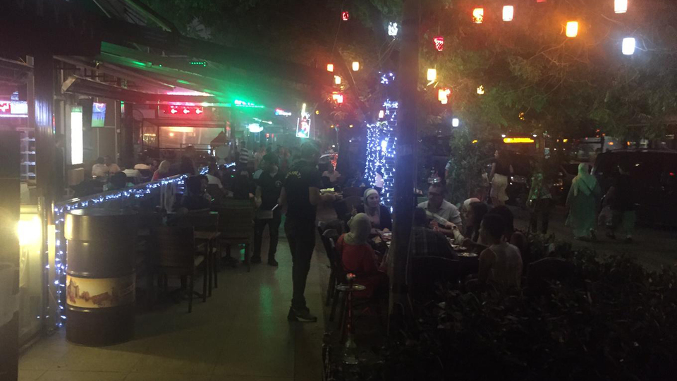 Şişli'de 'nargile' işgali!
