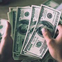 Dolar 4 ayın en düşük seviyesinde