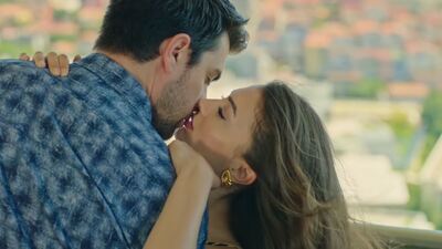 Kerem ve Ayşe kendilerini sorguluyor!