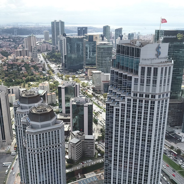 İş Bankası 2.9 milyar lira kâr etti
